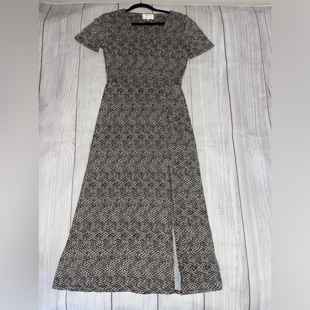 WAYF Women’s Alexa Short Sleeve Animal Print Maxi Dress Size Small - Picture 2 of 12